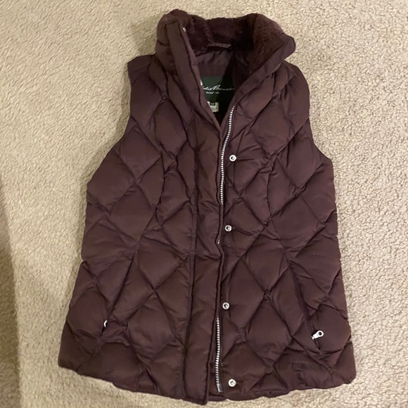 Eddie Bauer Jackets & Blazers - Eddie Bauer Women’s Goose Down Maroon Vest XS